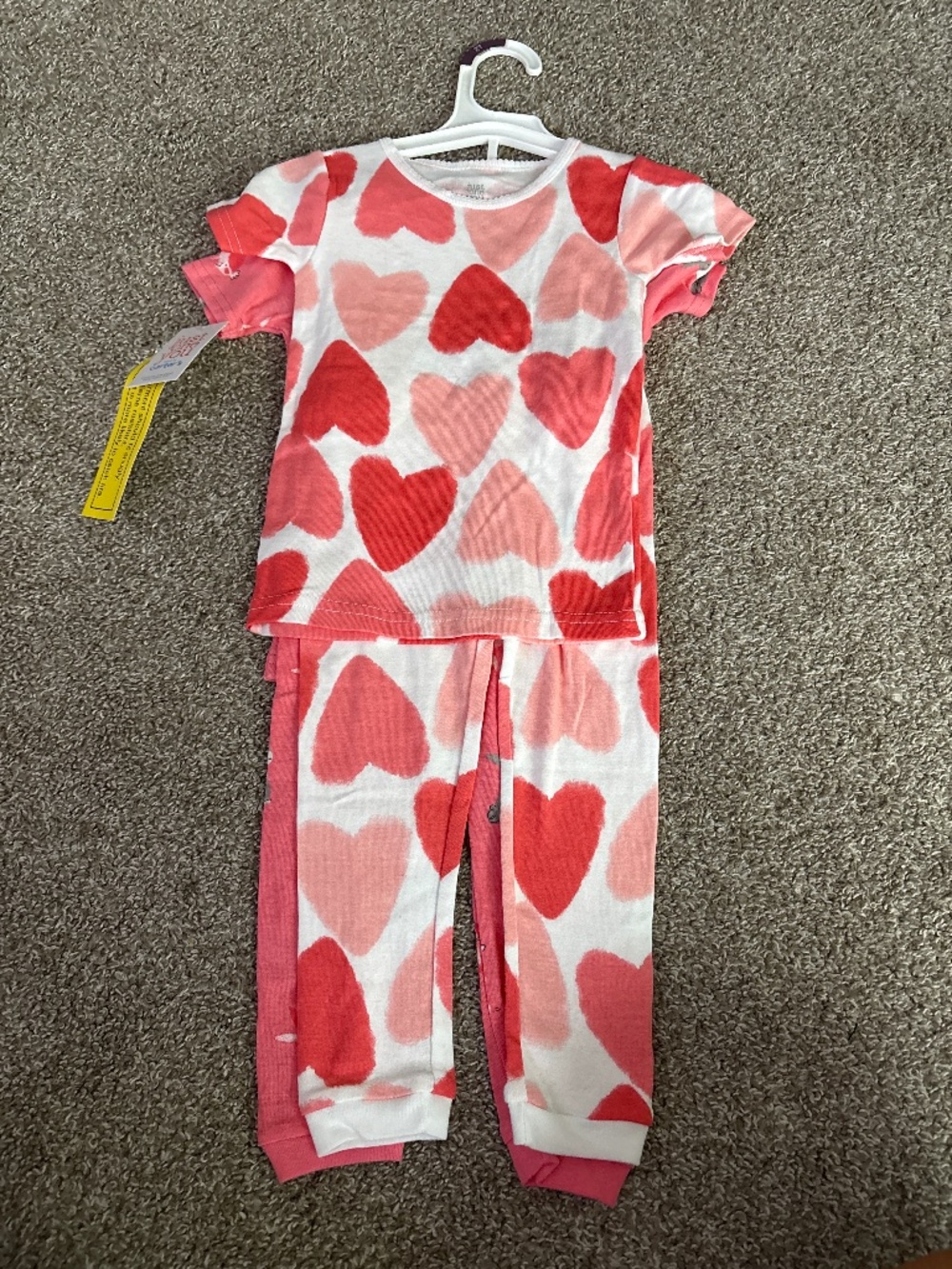 Baby girls pajama lot of 2 sets short sleeve pants pink color size 2T brand new